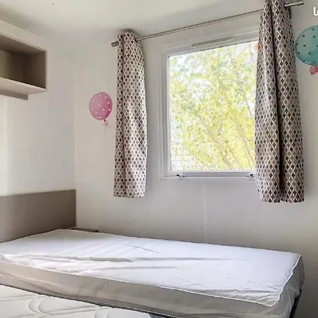 Le Bora Bora Mobilhome Camping Le Montourey 4 étoiles Campeggio Fréjus