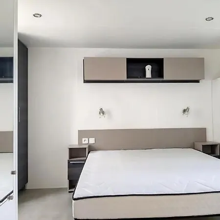 Le Bora Bora Mobilhome Camping Le Montourey 4 étoiles *